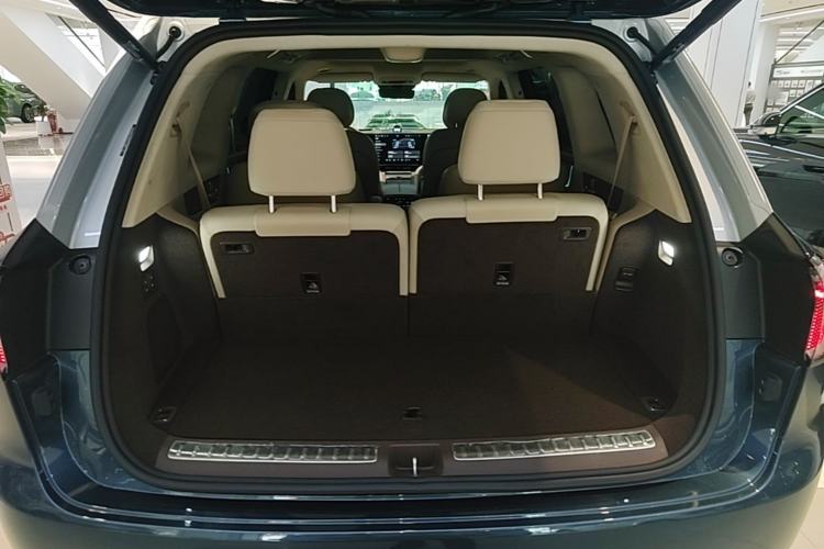 Used Hima AITO M9 2024 Range-Extended Ultra Version 52 kWh 6-Seater Model Trunk