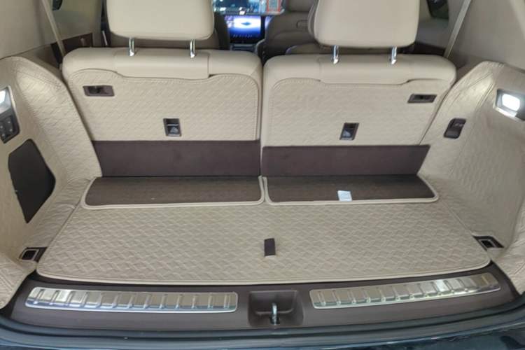 Used Hima AITO M9 2024 Range-Extended Ultra Version 42 kWh 6-Seater Model Trunk
