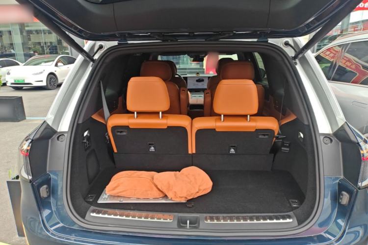 Used Hima AITO M9 2024 Range-Extended Max Edition 42 kWh 6-Seater Version Trunk