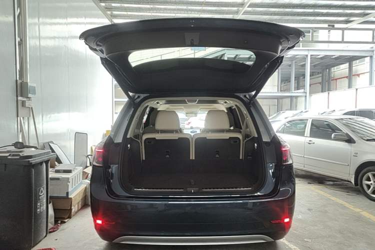 Used Hima AITO M9 2024 Range-Extended Ultra Version 42 kWh 6-Seater Model Trunk