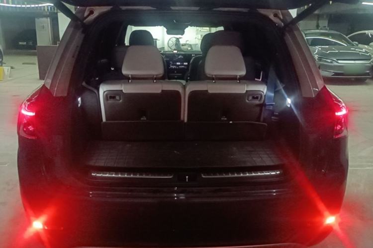 Used Hima AITO M9 2024 All-Electric Ultra Version 100 kWh 6-Seater Model Trunk