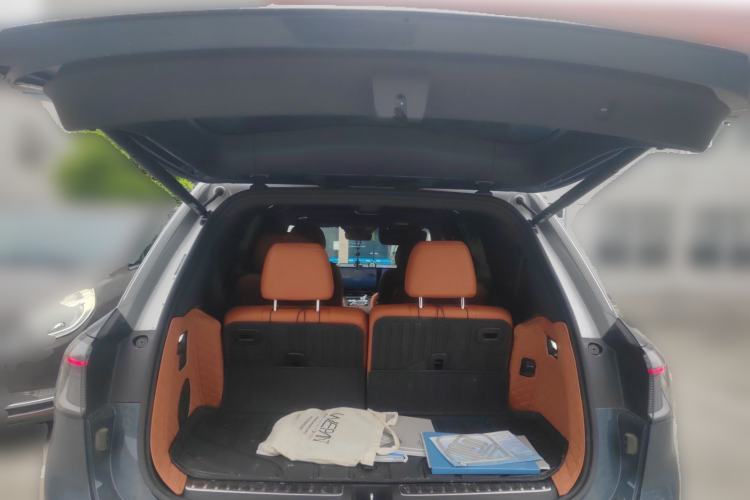 Used Hima AITO M9 2024 Range-Extended Ultra Version 42 kWh 6-Seater Model Trunk