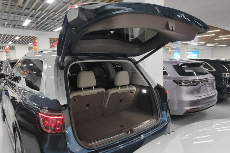 Used Hima AITO M9 2024 Range-Extended Max Edition 42 kWh 6-Seater Version Trunk