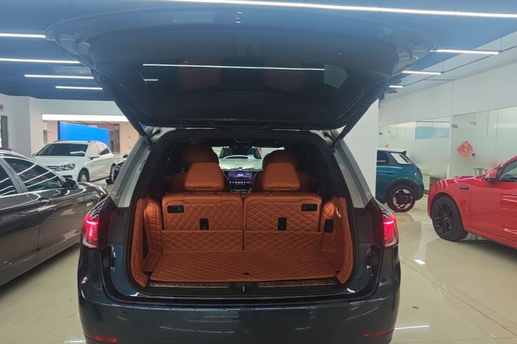 Used Hima AITO M9 2024 Range-Extended Ultra Version 42 kWh 6-Seater Model Trunk