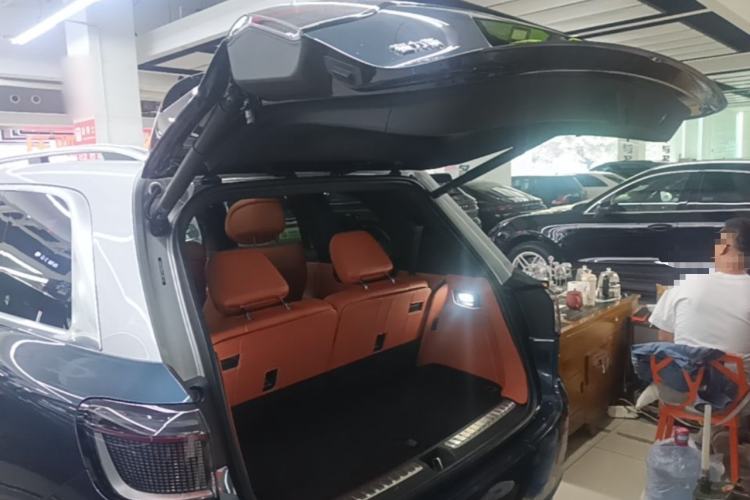 Used Hima AITO M9 2024 Range-Extended Ultra Version 42 kWh 6-Seater Model Trunk