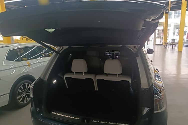 Used Hima AITO M9 2024 Range-Extended Max Edition 42 kWh 6-Seater Version Trunk