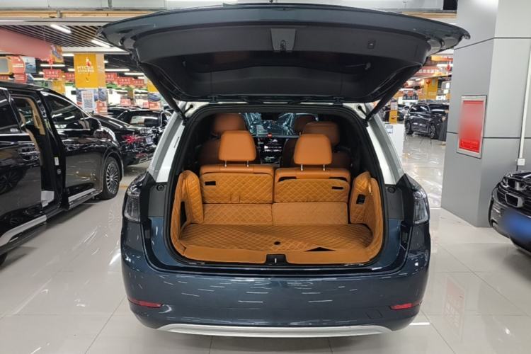 Used Hima AITO M9 2024 Range-Extended Ultra Version 42 kWh 6-Seater Model Trunk