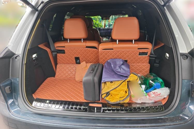 Used Hima AITO M9 2024 Range-Extended Max Edition 42 kWh 6-Seater Version Trunk