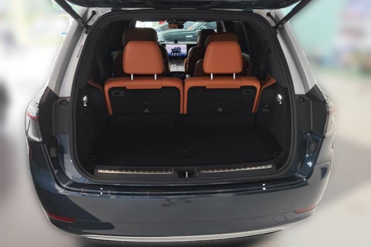 Used Hima AITO M9 2024 Range-Extended Ultra Version 42 kWh 6-Seater Model Trunk