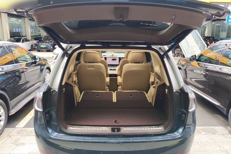 Used Hima AITO M9 2024 Range-Extended Ultra Version 42 kWh 6-Seater Model Trunk