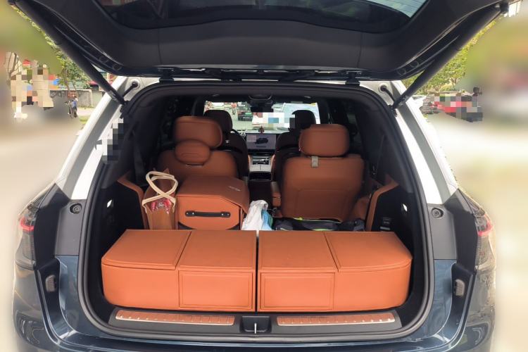 Used Hima AITO M9 2024 Range-Extended Ultra Version 52 kWh 6-Seater Model Trunk