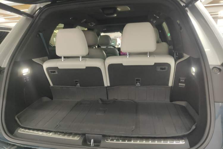 Used Hima AITO M9 2024 Range-Extended Ultra Version 42 kWh 6-Seater Model Trunk