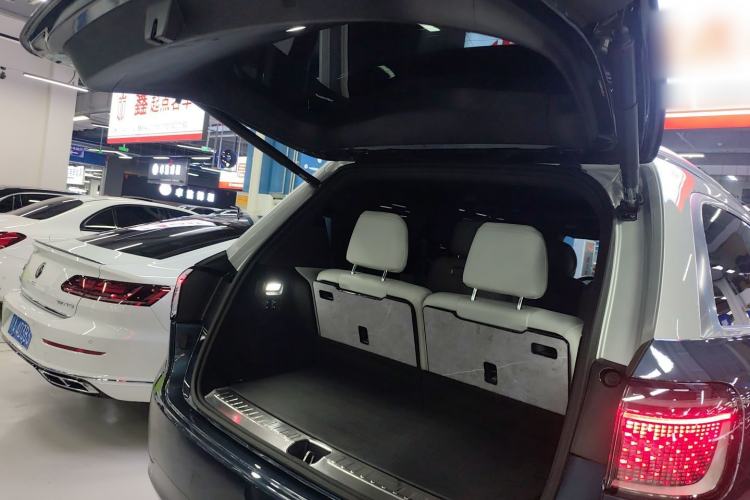 Used Hima AITO M9 2024 Range-Extended Ultra Version 52 kWh 6-Seater Model Trunk