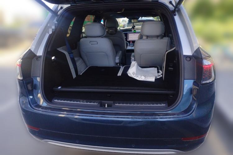 Used Hima AITO M9 2024 Range-Extended Ultra Version 42 kWh 6-Seater Model Trunk