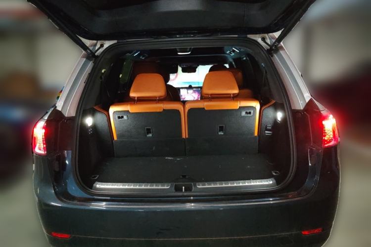 Used Hima AITO M9 2024 Range-Extended Ultra Version 42 kWh 6-Seater Model Trunk