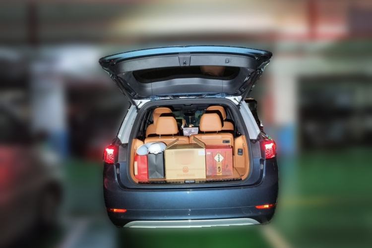 Used Hima AITO M9 2024 Range-Extended Ultra Version 42 kWh 6-Seater Model Trunk
