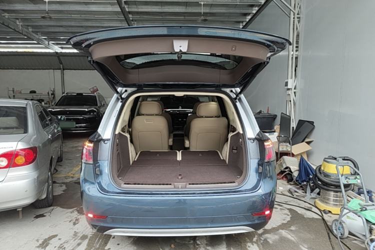 Used Hima AITO M9 2024 Range-Extended Ultra Version 42 kWh 6-Seater Model Trunk