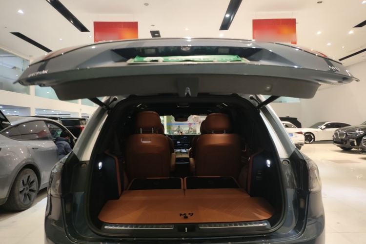 Used Hima AITO M9 2024 Range-Extended Ultra Version 42 kWh 6-Seater Model Trunk