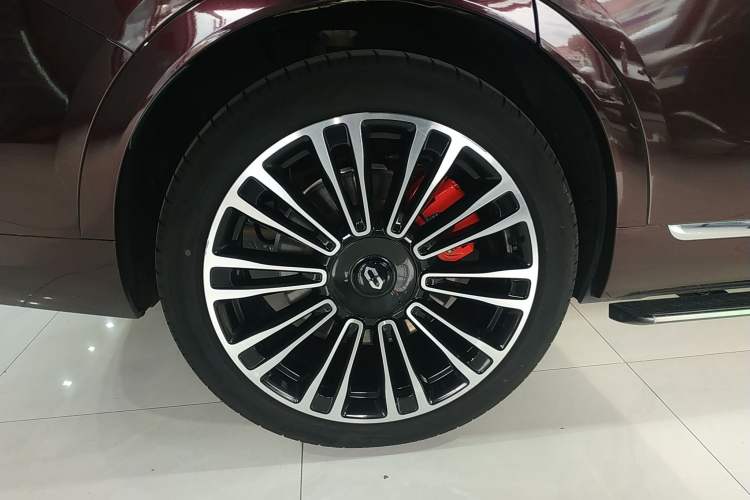 Used Hima AITO M9 2024 Range-Extended Max Edition 42 kWh 6-Seater Version Exterior 8