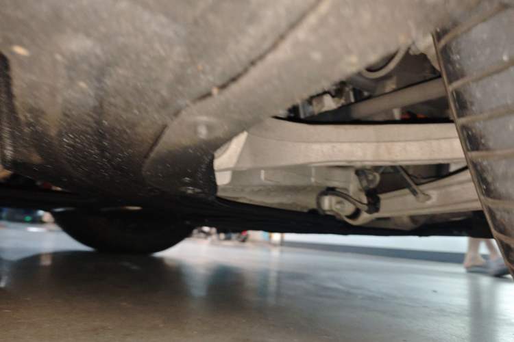 Used Hima AITO M9 2024 Range-Extended Ultra Version 42 kWh 6-Seater Model Chassis Front Right