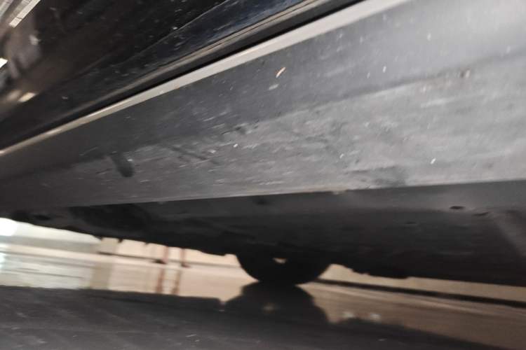 Used Hima AITO M9 2024 Range-Extended Ultra Version 42 kWh 6-Seater Model Chassis Front Right