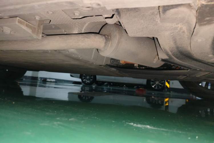 Used Hima AITO M9 2024 Range-Extended Ultra Version 42 kWh 6-Seater Model Chassis Front Right