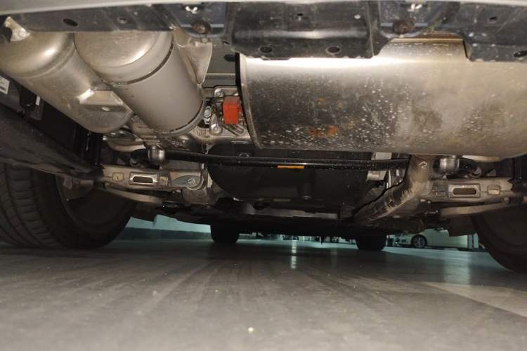 Used Hima AITO M9 2024 Range-Extended Ultra Version 42 kWh 6-Seater Model Chassis Rear