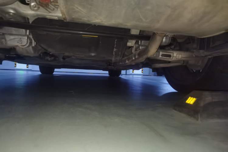 Used Hima AITO M9 2024 Range-Extended Ultra Version 42 kWh 6-Seater Model Chassis Rear