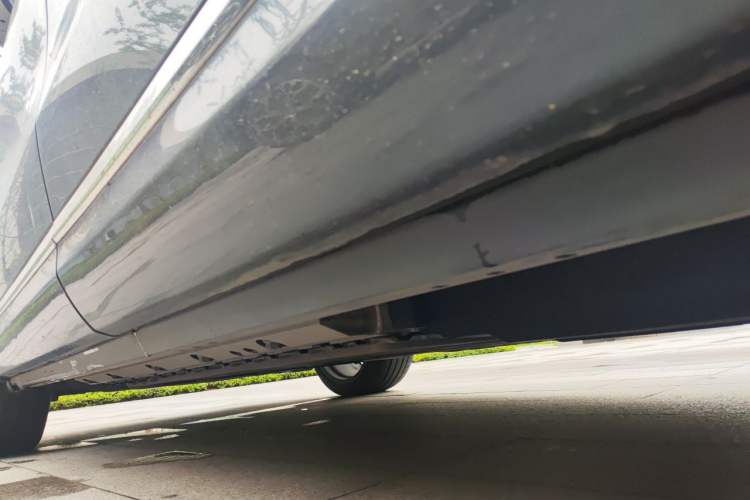 Used Hima AITO M9 2024 Range-Extended Ultra Version 42 kWh 6-Seater Model Chassis Rear Left