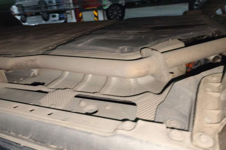Used Hima AITO M9 2024 Range-Extended Ultra Version 42 kWh 6-Seater Model Chassis Rear Right