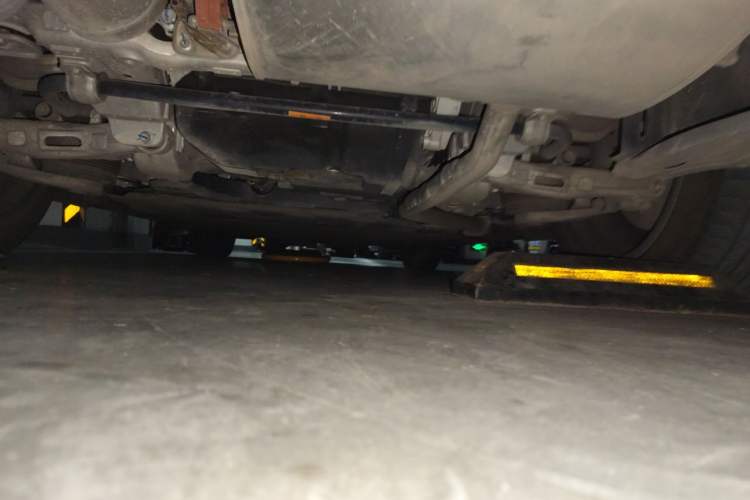 Used Hima AITO M9 2024 Range-Extended Ultra Version 42 kWh 6-Seater Model Chassis Rear