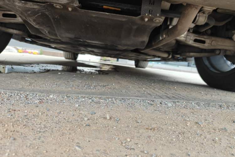 Used Hima AITO M9 2024 Range-Extended Ultra Version 42 kWh 6-Seater Model Chassis Rear