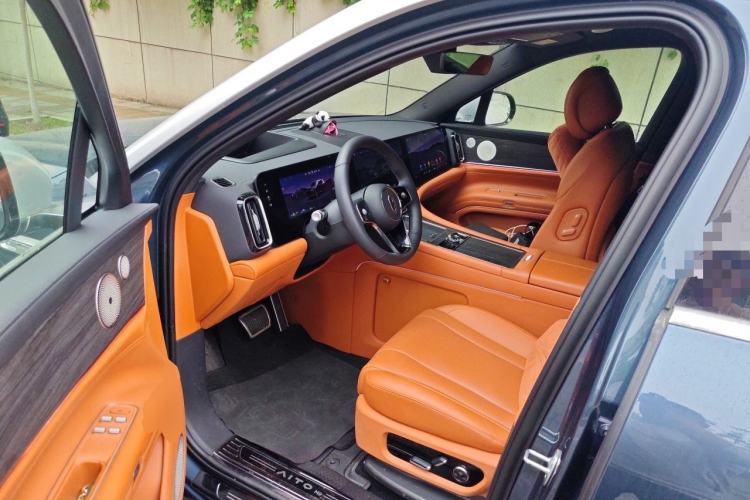 Used Hima AITO M9 2024 Range-Extended Ultra Version 42 kWh 6-Seater Model Driver Seat
