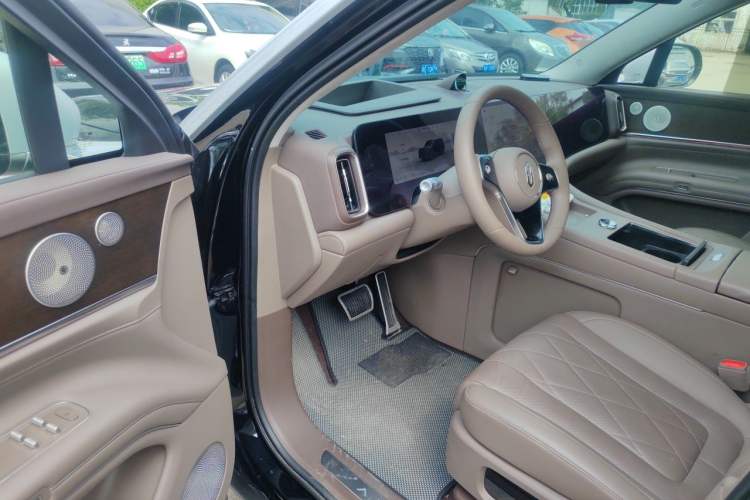 Used Hima AITO M9 2024 Range-Extended Ultra Version 52 kWh 5-Seater Model Driver Seat