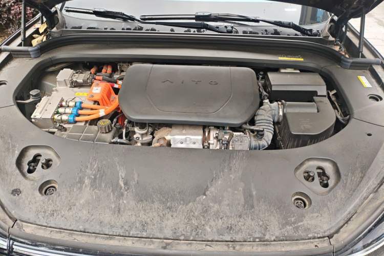 Used Hima AITO M9 2024 Range-Extended Ultra Version 52 kWh 6-Seater Model Engine Bay