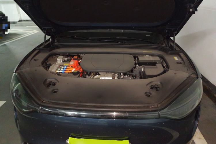Used Hima AITO M9 2024 Range-Extended Ultra Version 42 kWh 6-Seater Model Engine Bay