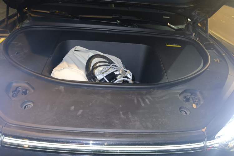Used Hima AITO M9 2024 All-Electric Max Version 100 kWh 6-Seater Engine Bay