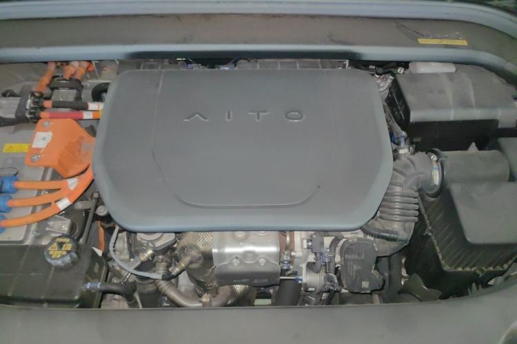Used Hima AITO M9 2024 Range-Extended Ultra Version 52 kWh 6-Seater Model Engine Bay