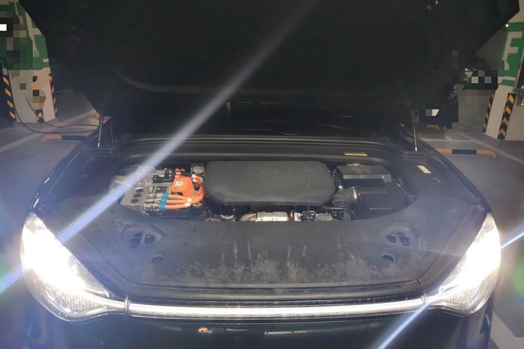 Used Hima AITO M9 2024 Range-Extended Ultra Version 42 kWh 6-Seater Model Engine Bay