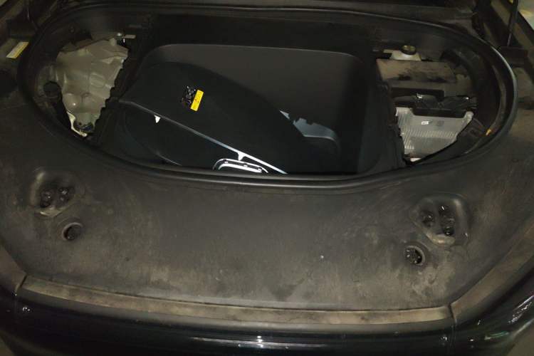 Used Hima AITO M9 2024 All-Electric Ultra Version 100 kWh 6-Seater Model Engine Bay