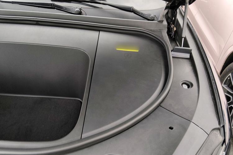 Used Hima AITO M9 2024 All-Electric Ultra Version 100 kWh 6-Seater Model Engine Bay Left
