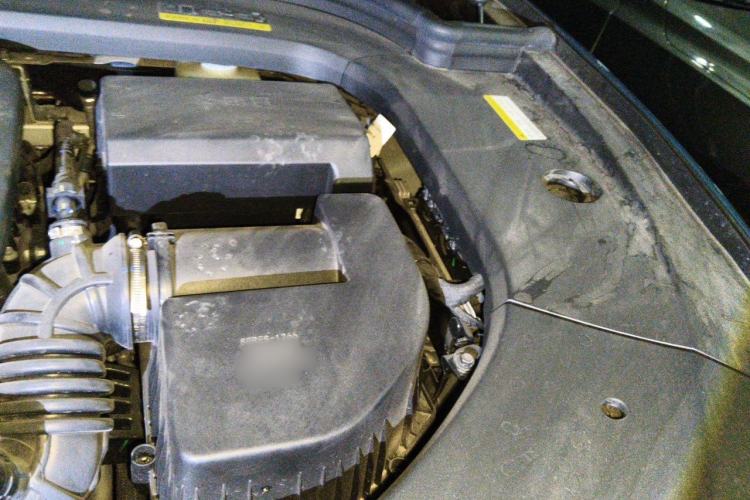 Used Hima AITO M9 2024 Range-Extended Ultra Version 42 kWh 6-Seater Model Engine Bay Left