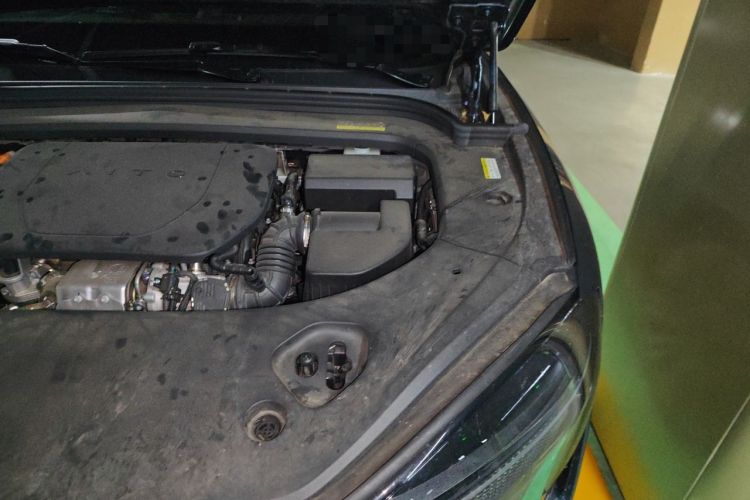 Used Hima AITO M9 2024 Range-Extended Ultra Version 42 kWh 6-Seater Model Engine Bay Left