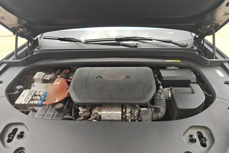 Used Hima AITO M9 2024 Range-Extended Ultra Version 42 kWh 6-Seater Model Engine Bay