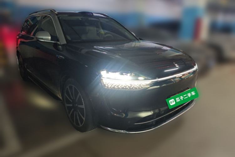 Used Hima AITO M9 2024 Range-Extended Ultra Version 42 kWh 6-Seater Model Front Right 45 Deg