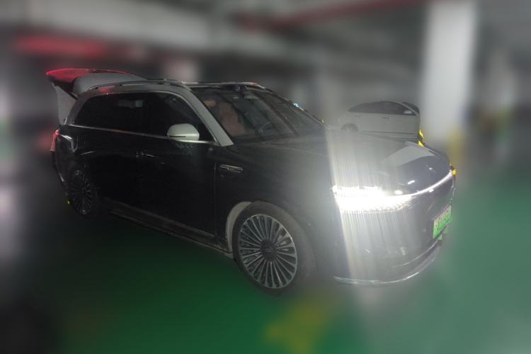 Used Hima AITO M9 2024 Range-Extended Ultra Version 52 kWh 6-Seater Model Front Right 45 Deg