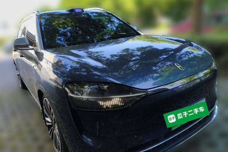 Used Hima AITO M9 2024 Range-Extended Ultra Version 52 kWh 6-Seater Model Front Right 45 Deg