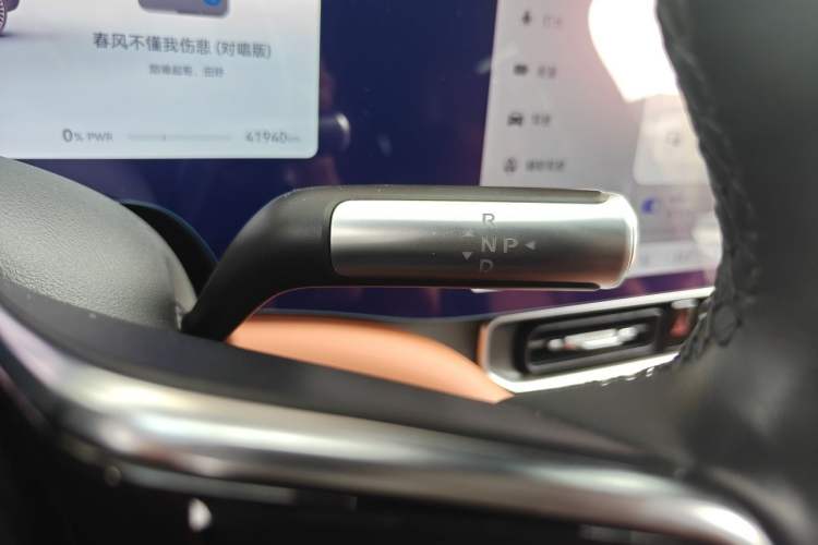 Used Hima AITO M9 2024 Range-Extended Ultra Version 42 kWh 6-Seater Model Gear Lever