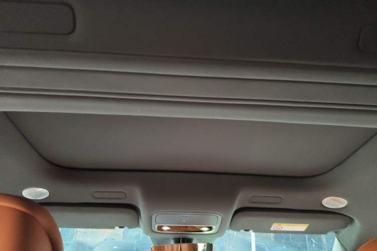 Used Hima AITO M9 2024 Range-Extended Ultra Version 42 kWh 6-Seater Model Headliner