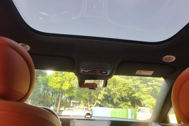 Used Hima AITO M9 2024 All-Electric Ultra Version 100 kWh 6-Seater Model Headliner